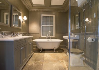 simply luxurious bathrooms in hull