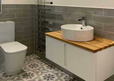 approved contractors for bathroom installations in hull